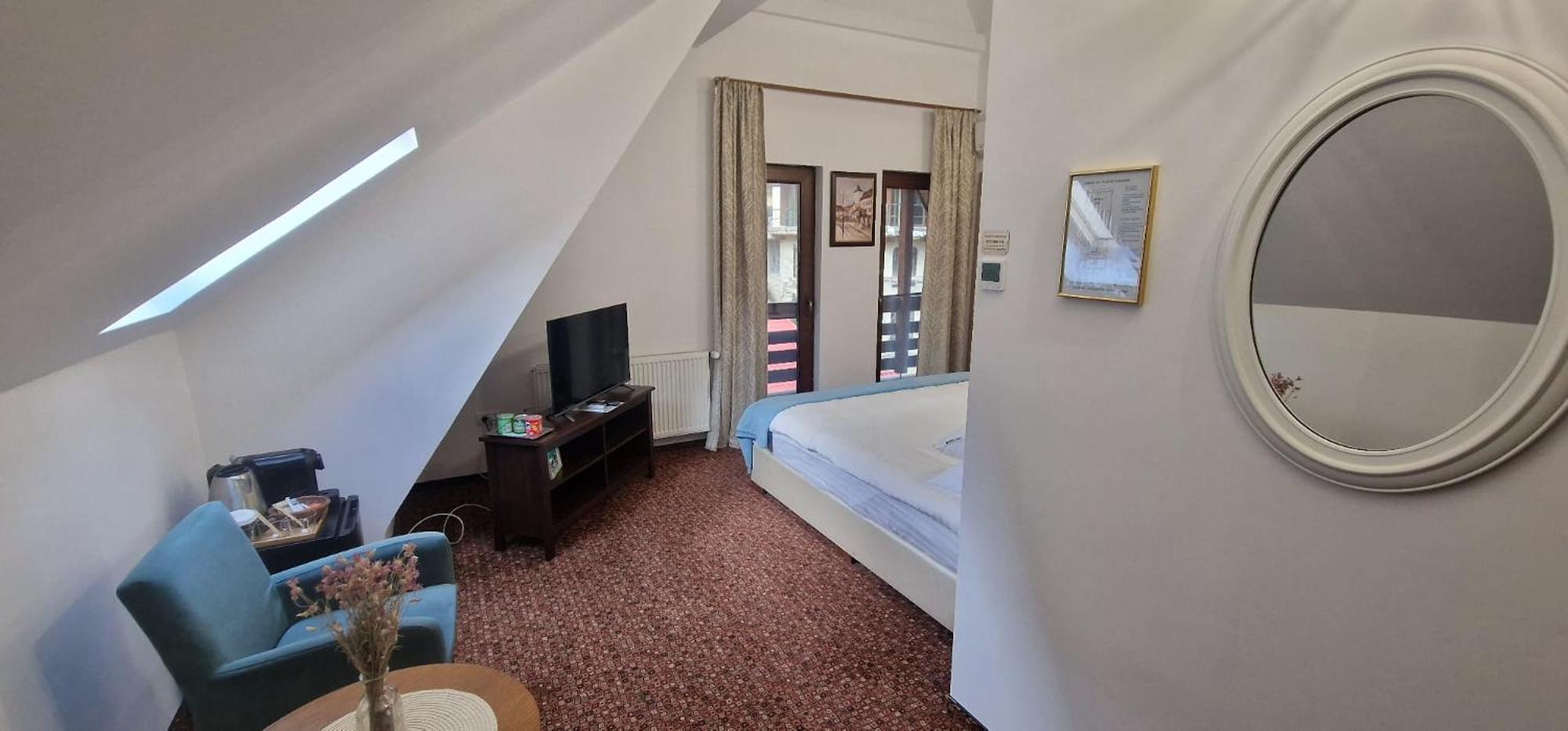 Opus Villa Sinaia Buitenkant foto A room at the hotel